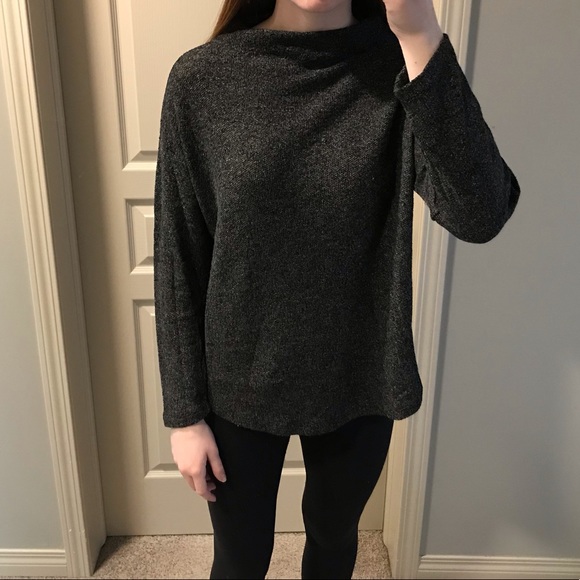 🦋2 for $15 - Old Navy Dark Grey Mock Neck Sweater - Picture 3 of 5